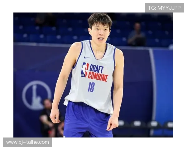 杨瀚森虽年纪轻轻却已展现出场上主宰力和全面实力 杨瀚森虽年纪轻轻却已展现出场上主宰力和全面实力