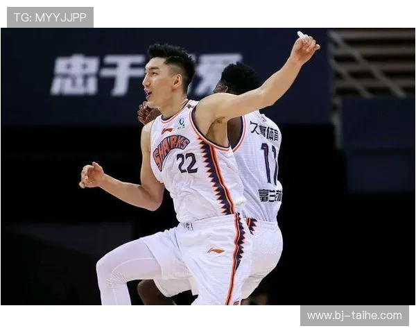 奥科吉首节爆发半场砍13分2助3帽 展现攻防兼备全能表现