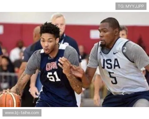 锋线人手紧张!意媒曝奇克或客串前锋弥补恩昆库普利西伤缺 锋线人手紧张!意媒曝奇克或客串前锋弥补恩昆库普利西伤缺